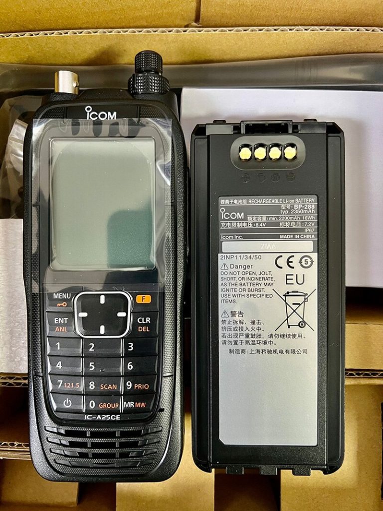 Air Band Transceiver ICA25CE Aviation Handheld Radio ICA24